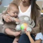 INGENUITY Sylvi baby rabbit comforter, soft toy, soothing melodies and vibrations, luminous, birth gift - Image 4