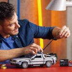 LEGO 10300 Back to the Future Time Machine - Image 5