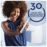 Oral-B iO3s Electric Toothbrush - Blue - Bluetooth Connected, 2 Brush Heads, 1 Travel Case - Image 5