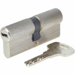 YALE Releasable Lock Cylinder - For Exterior / Entrance Door - 6 Pins - 4 Keys - 35 x 35 mm - Image 2