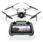 Drone - DJI - Mini 4 Pro Fly More Combo - 4K HDR camera - Smartphone control - Battery life 34 min