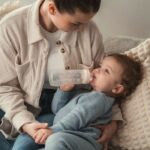 Set of 2 Bottles - MAM BABY - Easy Active - +6 months - 330 ml - X flow teat - Ice + Pearl - Image 4