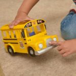 BANDAI Cocomelon - Musical school bus - Image 3