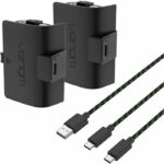Venom Pack of Two Rechargeable Batteries for Xbox Series X Controller - S - Black - Image 5