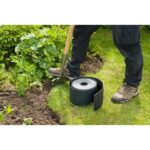 Garden edging - NATURE - Black - Recycled PE, thickness 3 mm - H7.5 cm x 10m - 10 black anchors - H19.5 x 1.9 x 1.8cm - Image 3